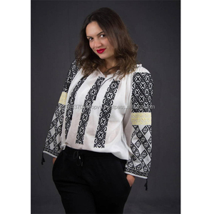 Romanian Blouse Peasant Cross Stitch Embroidered Women Top OEM Factory Price